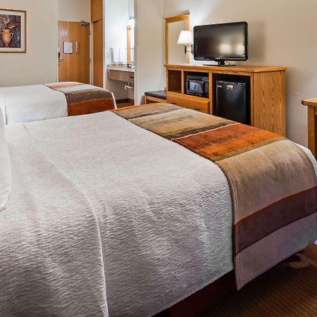 Best Western Wapakoneta Inn Экстерьер фото