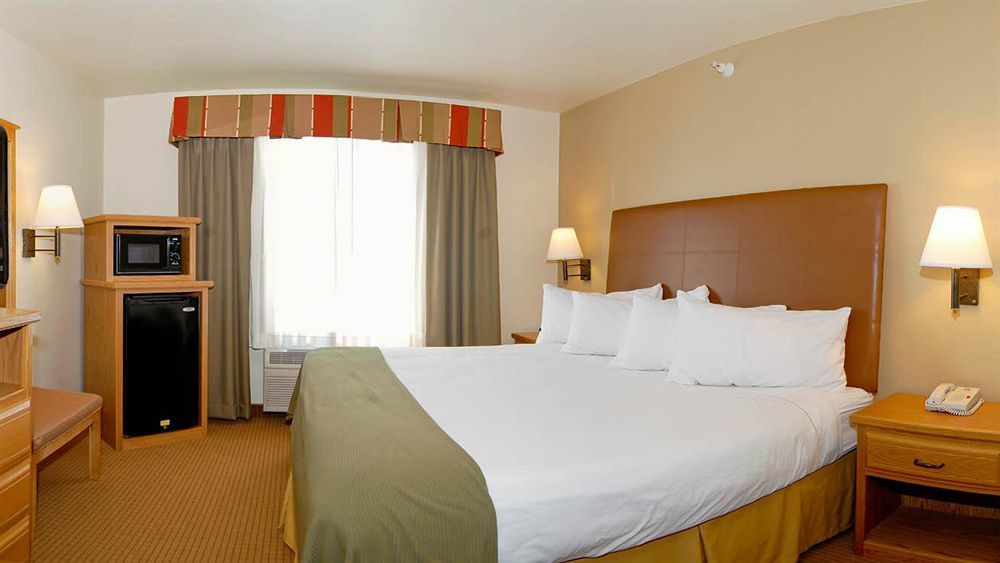 Best Western Wapakoneta Inn Экстерьер фото